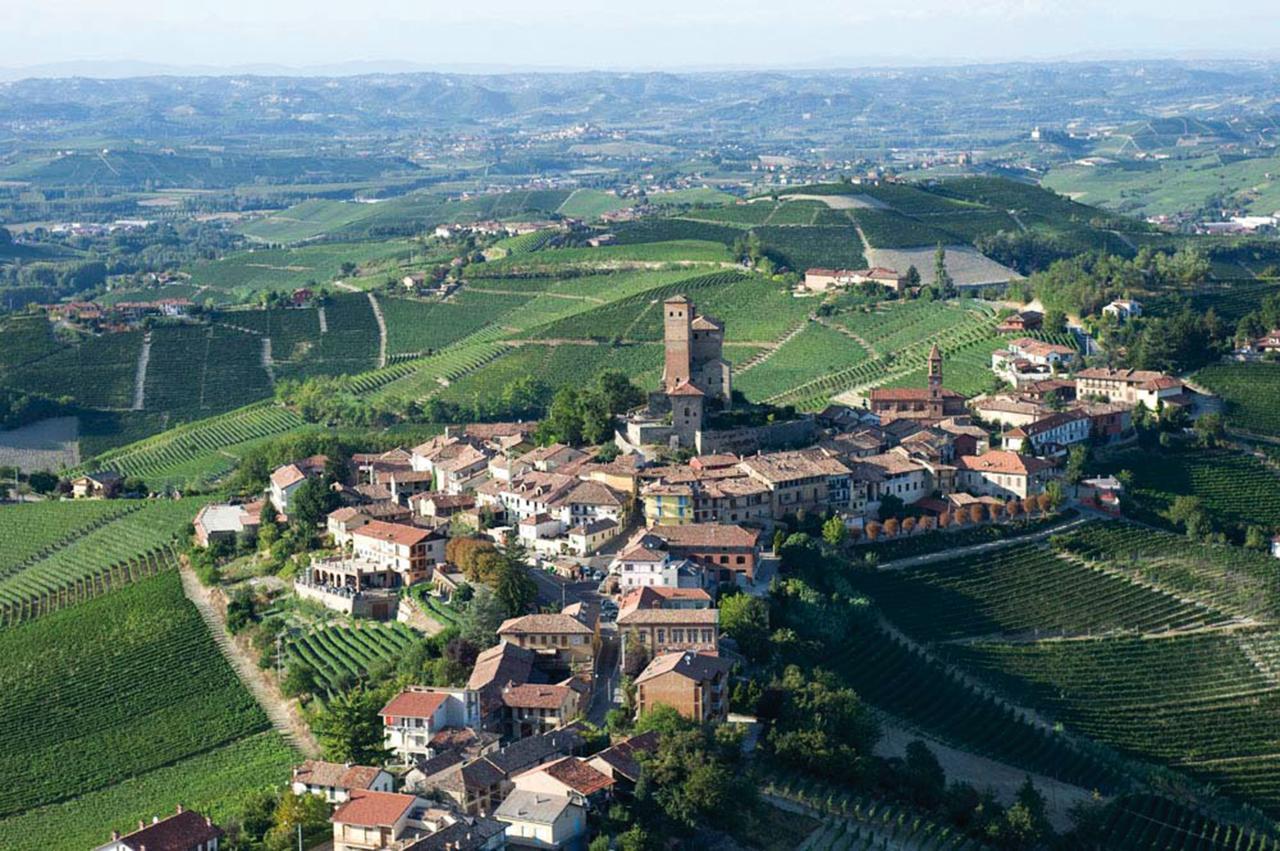 Locanda Italia Serralunga d'Alba Eksteriør bilde